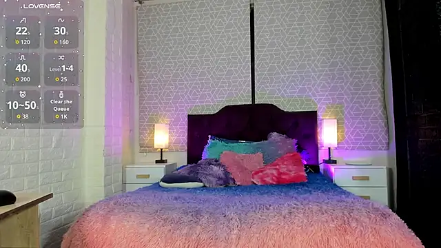 Zamara Kleii online show from 10/01/25, 04:07