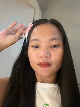 Snapshot of princess_janine chatting on 07/10/26, 10:29 princess janine online show from 07/10/26, 10:29