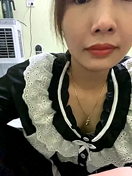 Ri210 online show from 12/01/25, 01:38