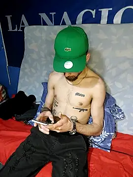 Snapshot of Demian24_ chatting on 09/19/25, 12:45 Demian24 online show from 09/19/25, 12:45
