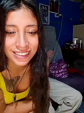 Snapshot of Demian24_ chatting on 11/02/25, 04:37 Demian24 online show from 11/02/25, 04:37