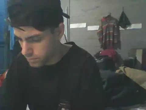 Snapshot of Demian24_ chatting on 04/08/26, 12:54 Demian24 online show from 04/08/26, 12:54