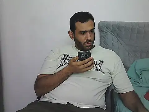 morenocabro10 online show from 02/24/26, 03:26