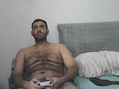 Snapshot of morenocabro10 chatting on 08/01/26, 03:17 morenocabro10 online show from 08/01/26, 03:17