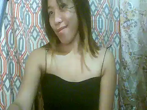 Snapshot of Virgen_christine01 chatting on 09/26/25, 03:05 Virgen christine01 online show from 09/26/25, 03:05