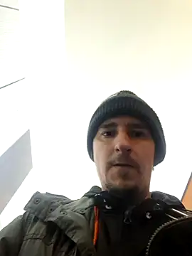 hugecock4u1990 online show from 02/16/26, 08:32