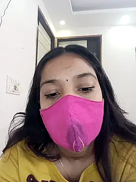 Cute Rakhi8 online show from 01/13/26, 04:40