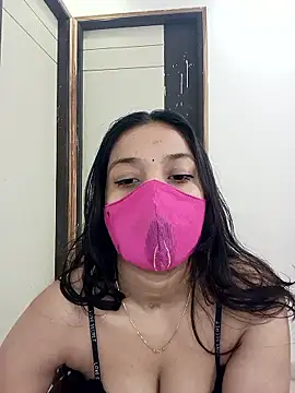 Cute Rakhi8 online show from 01/18/26, 05:00