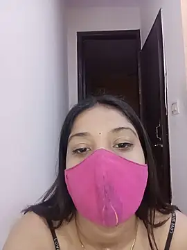 Cute Rakhi8 online show from 06/05/26, 05:14