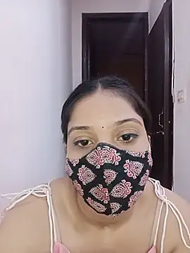 Cute Rakhi8 online show from 07/14/26, 04:28