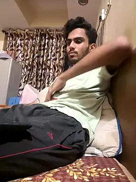 Snapshot of hoegupta chatting on 10/06/25, 02:25 hoegupta online show from 10/06/25, 02:25