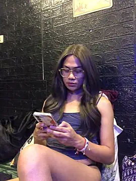 HOTkendraCumXxx online show from 04/03/26, 01:09