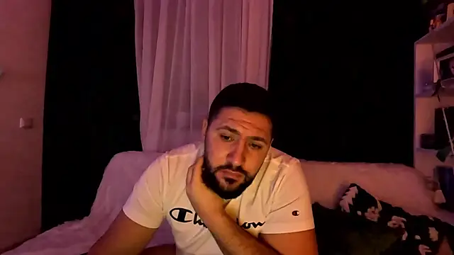 Gold Alpha Boy online show from 12/16/25, 10:04