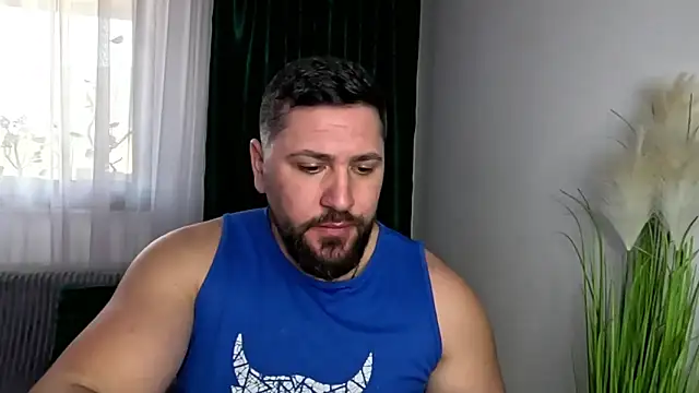 Gold Alpha Boy online show from 03/03/26, 02:45