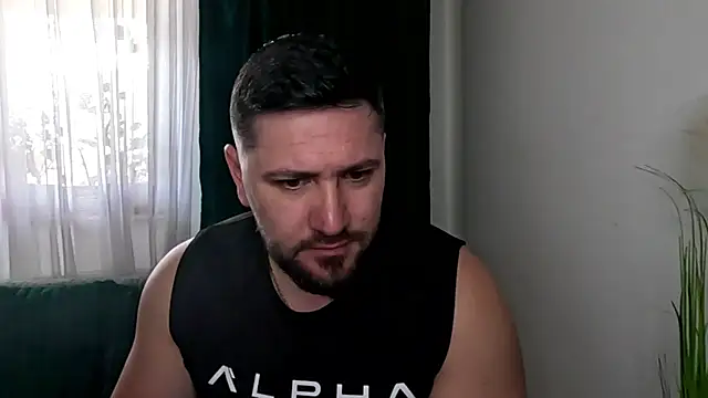 Gold Alpha Boy online show from 04/21/26, 07:47