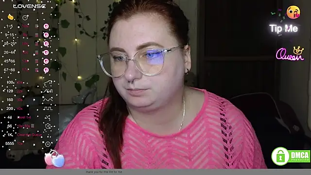 Snapshot of Alicia_love00 chatting on 05/14/26, 05:25 Alicia love00 online show from 05/14/26, 05:25