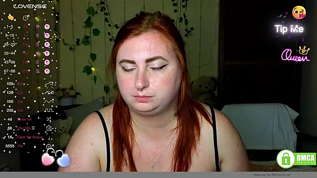 Snapshot of Alicia_love00 chatting on 06/03/26, 02:33 Alicia love00 online show from 06/03/26, 02:33