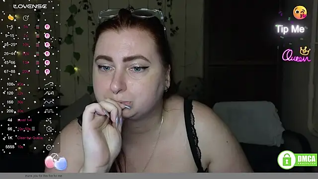 Snapshot of Alicia_love00 chatting on 06/16/26, 11:24 Alicia love00 online show from 06/16/26, 11:24