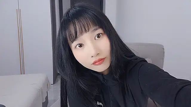 Lisa-3333 online show from 11/10/25, 01:43