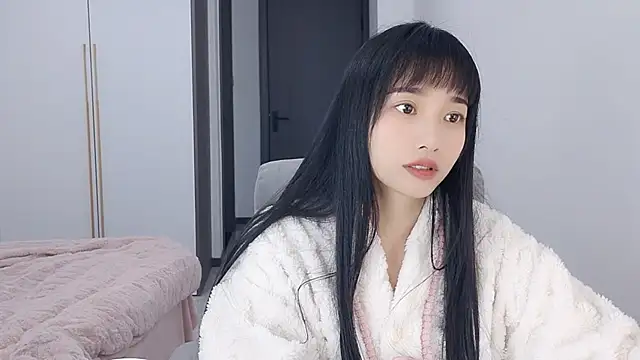 Snapshot of Lisa-3333 chatting on 01/11/26, 02:55 Lisa-3333 online show from 01/11/26, 02:55