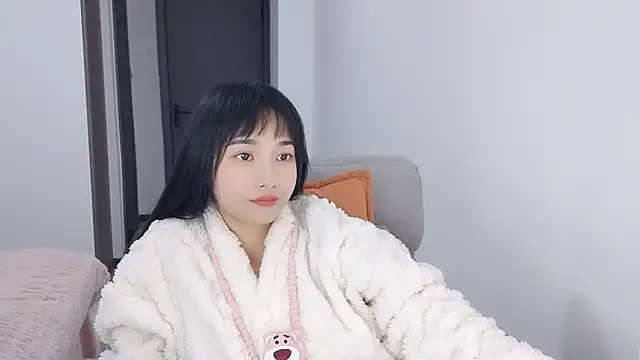 Snapshot of Lisa-3333 chatting on 01/12/26, 01:38 Lisa-3333 online show from 01/12/26, 01:38