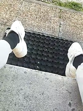 idhem   31 online show from 03/02/26, 03:19