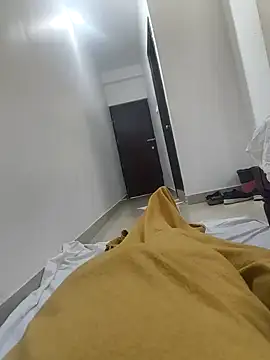 Snapshot of coocon2020 chatting on 12/21/25, 03:57 coocon2020 online show from 12/21/25, 03:57