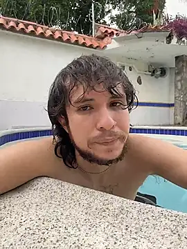 Luxx 14 online show from 02/15/26, 08:16