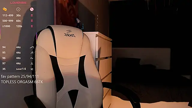 Aura boobss online show from 03/27/26, 09:47