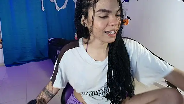 kitty aikooo online show from 11/01/25, 06:48