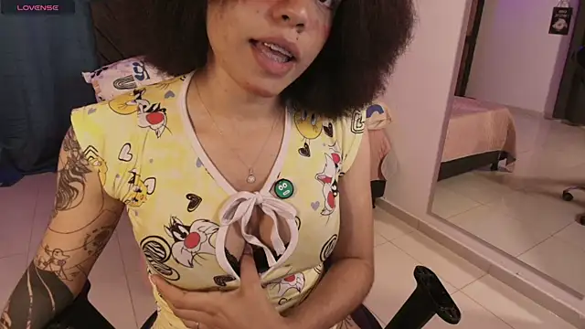 kitty aikooo online show from 04/12/26, 08:25