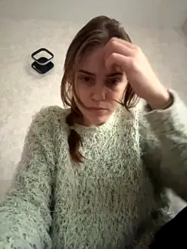 Snapshot of Delilah_Leila chatting on 11/10/25, 01:21 Delilah Leila online show from 11/10/25, 01:21