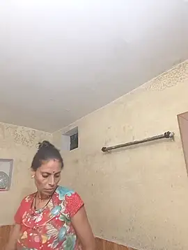 ISHANI-SINGH online show from 10/17/25, 05:26