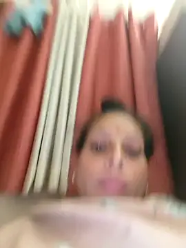 ISHANI-SINGH online show from 11/08/25, 03:01