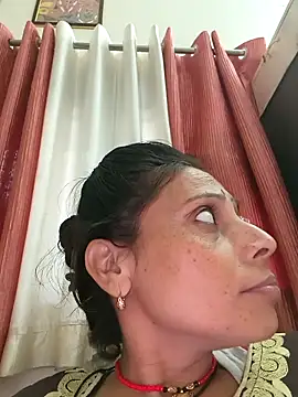 ISHANI-SINGH online show from 12/05/25, 11:41