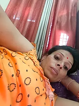 ISHANI-SINGH online show from 04/21/26, 12:11