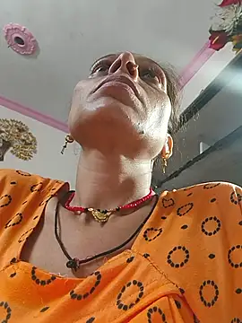 Snapshot of ISHANI-SINGH chatting on 06/20/26, 02:42 ISHANI-SINGH online show from 06/20/26, 02:42