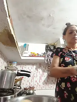 Snapshot of ISHANI-SINGH chatting on 07/22/26, 02:03 ISHANI-SINGH online show from 07/22/26, 02:03