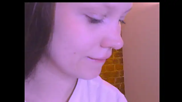 Lunliss online show from 04/19/26, 05:34