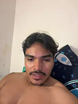 Snapshot of pretoboom14 chatting on 03/22/26, 04:49 pretoboom14 online show from 03/22/26, 04:49