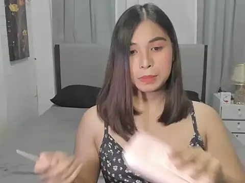 Naughty Scarlet online show from 10/21/25, 03:46