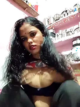 Snapshot of Cut_ragni chatting on 11/17/25, 10:48 Cut ragni online show from 11/17/25, 10:48