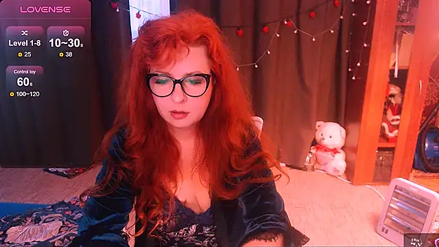 Snapshot of Crystal2207 chatting on 06/28/26, 01:00 Crystal2207 online show from 06/28/26, 01:00