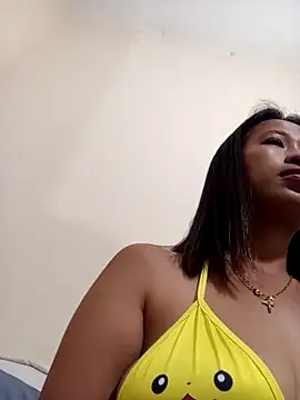 PINAYSQUIRTPUSSYHOLE online show from 04/14/26, 12:27