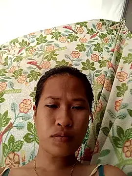 PINAYSQUIRTPUSSYHOLE online show from 04/23/26, 04:03