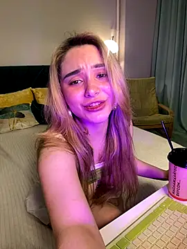 Chloe Ravens online show from 10/09/25, 08:18