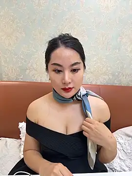 Candice888 online show from 11/25/25, 01:44