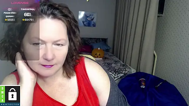 milf hornys online show from 10/19/25, 05:24