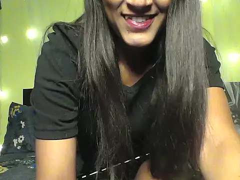 mickle james online show from 11/07/25, 04:51