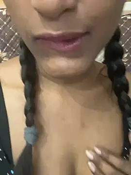 mickle james online show from 04/01/26, 12:44